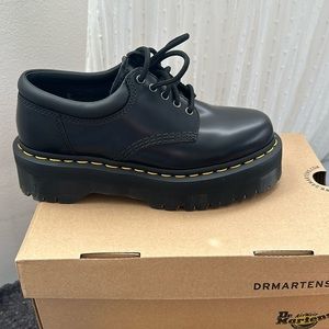 Dr Martens 8053 Quad women’s size 7– new with box